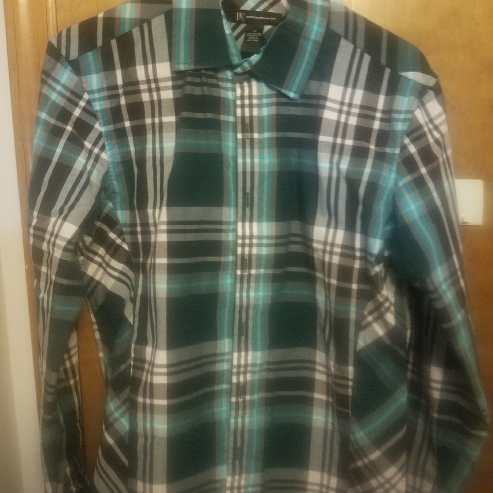 NWOT Long sleeve checkered shirt